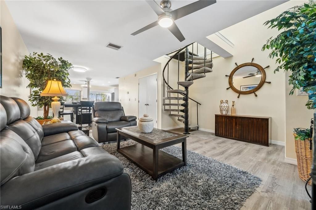 4803 SW Santa Barbara Ct, Unit 5, Cape Coral, FL 33914 Photo