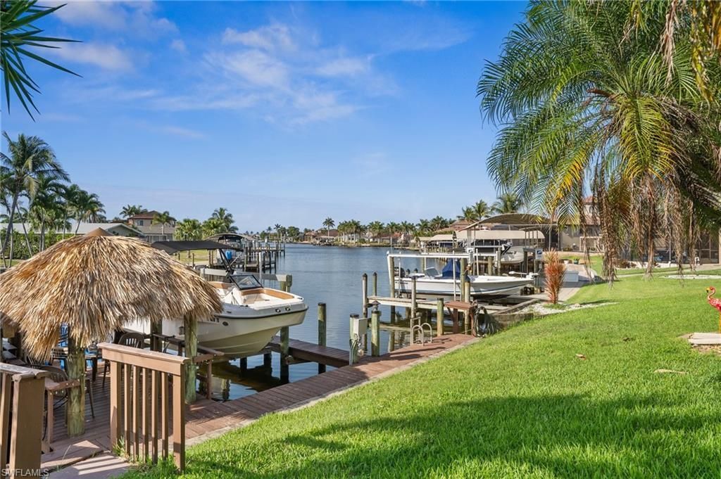 4803 SW Santa Barbara Ct, Unit 5, Cape Coral, FL 33914 Photo