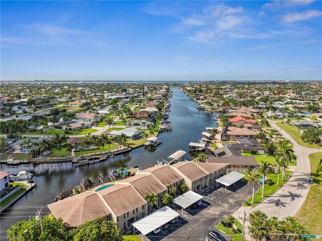 4803 SW Santa Barbara Ct, Unit 5, Cape Coral, FL 33914 Photo