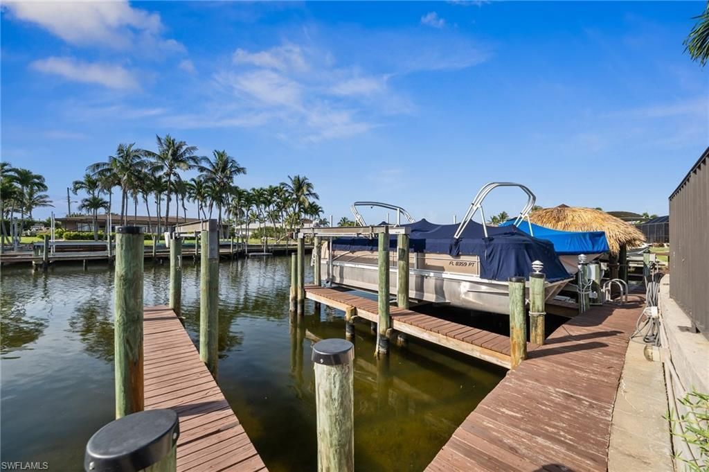 4803 SW Santa Barbara Ct, Unit 5, Cape Coral, FL 33914 Photo