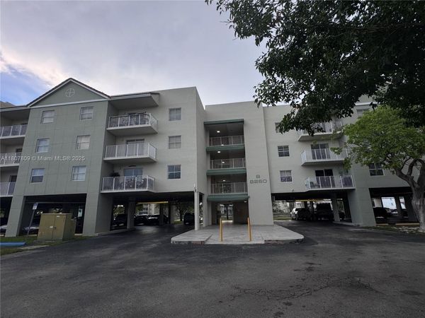 8260 SW 210th St, Unit 310, Cutler Bay, FL 33189