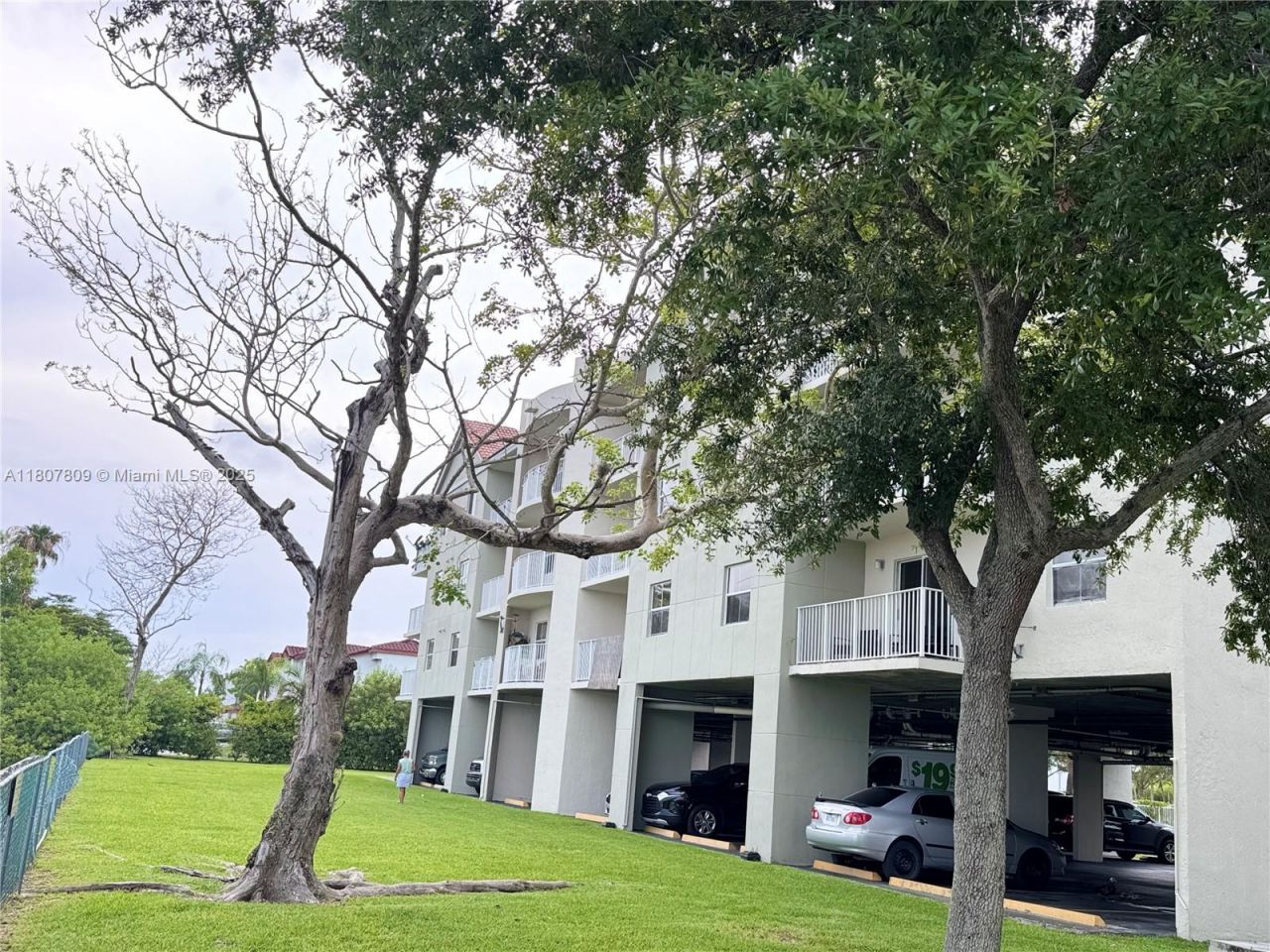 8260 SW 210th St, Unit 310, Cutler Bay, FL 33189 Photo