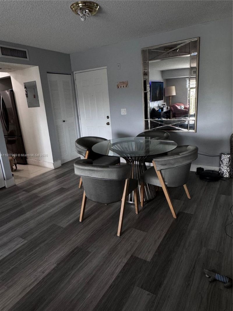 8260 SW 210th St, Unit 310, Cutler Bay, FL 33189 Photo