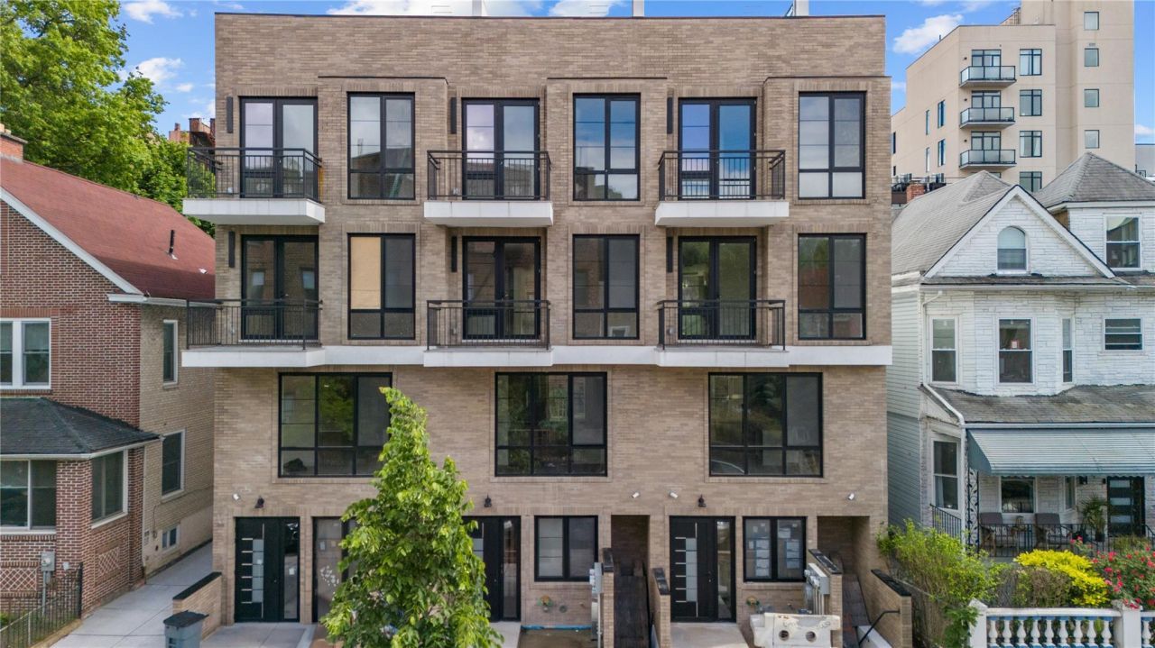 312 Fenimore Street, Brooklyn, NY 11225 Main Photo