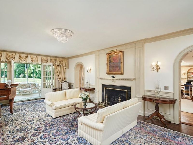 48 S Wheaton Road, Akron, OH 44313 Photo 11