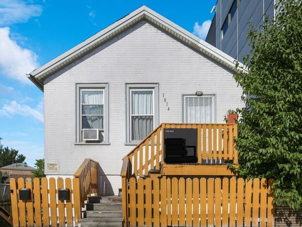 1816 S Jefferson Street, Chicago, IL 60616