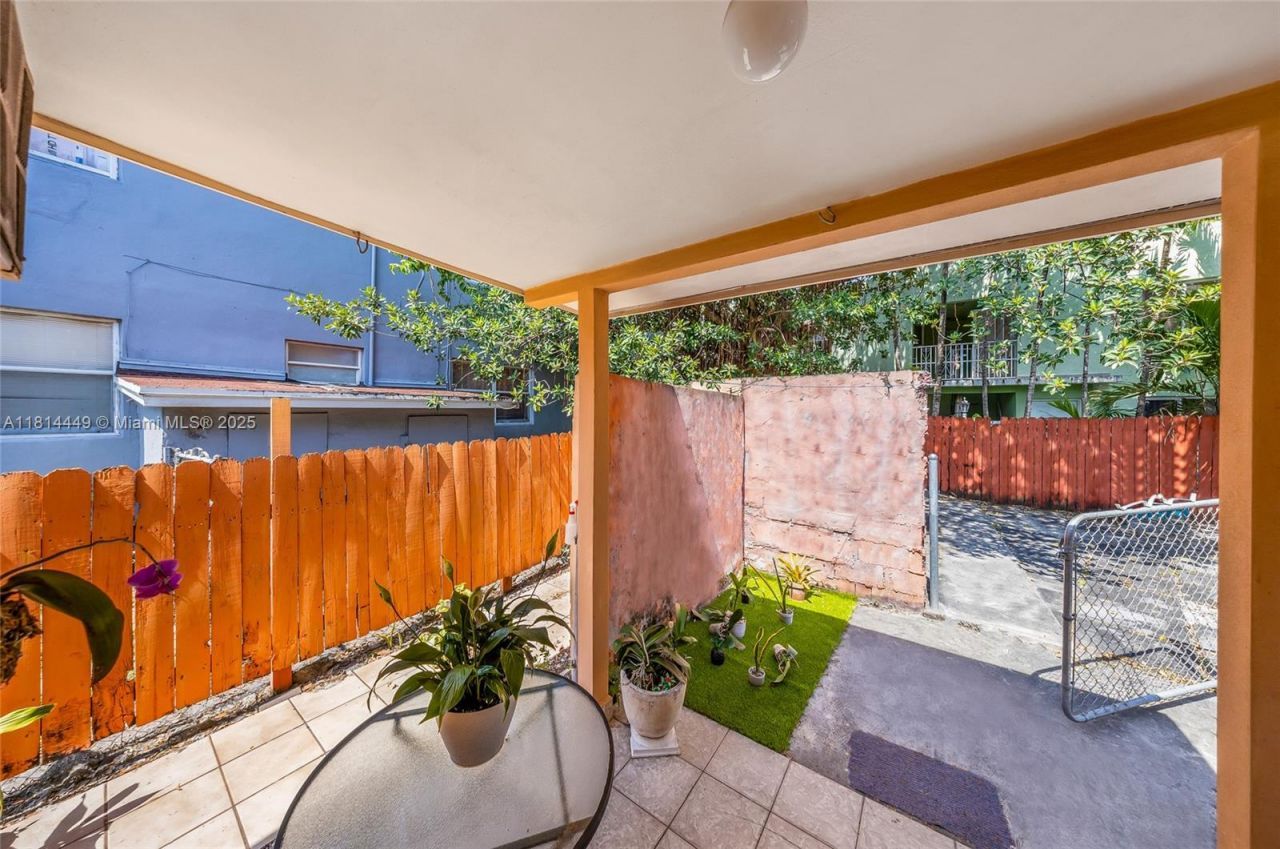 625 SW 16th Ave, Miami, FL 33135 Photo