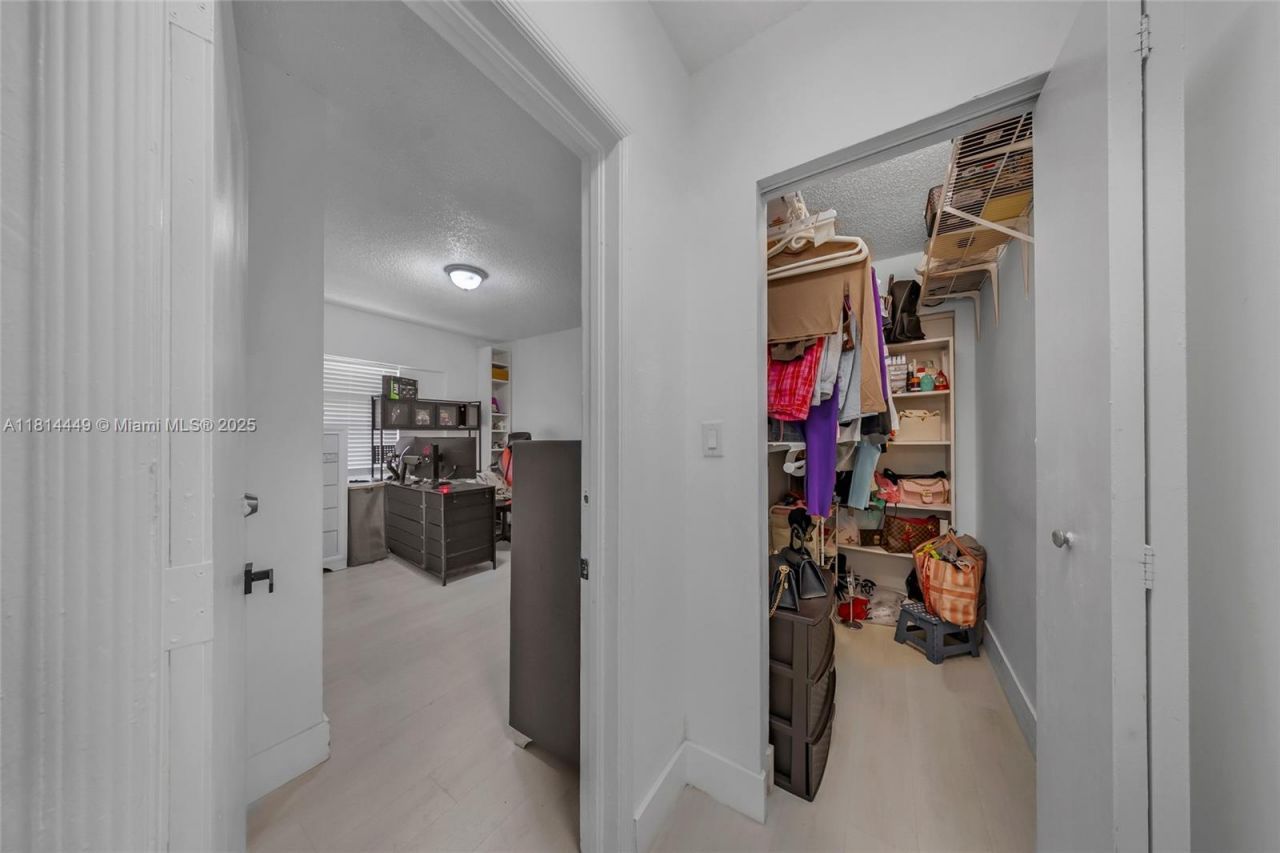 625 SW 16th Ave, Miami, FL 33135 Photo