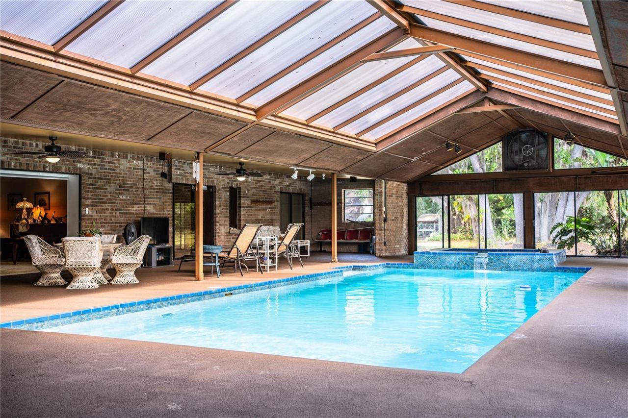 309 Hidden Lake Drive, Brandon, FL 33511 Photo