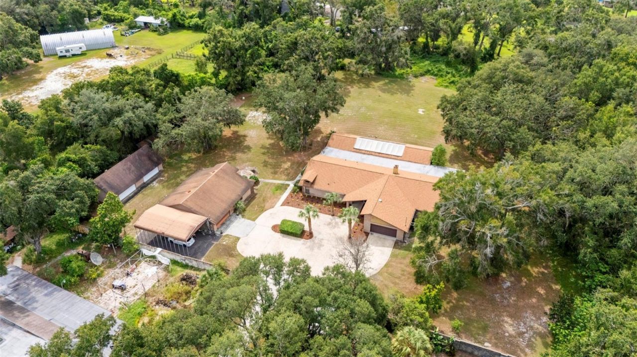 309 Hidden Lake Drive, Brandon, FL 33511 Photo