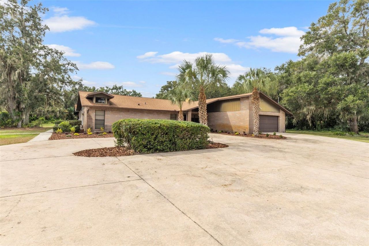 309 Hidden Lake Drive, Brandon, FL 33511 Photo