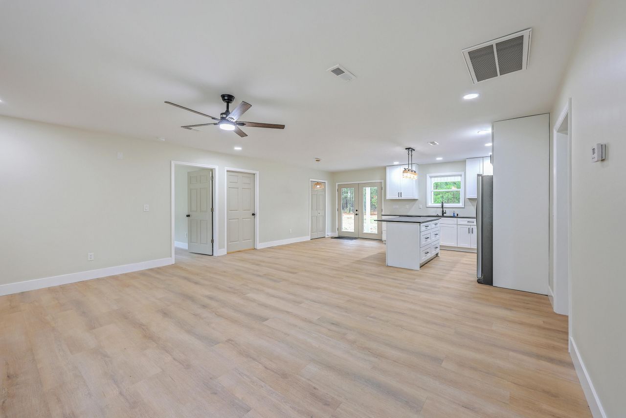 1219 Pineville Circle Photo 9