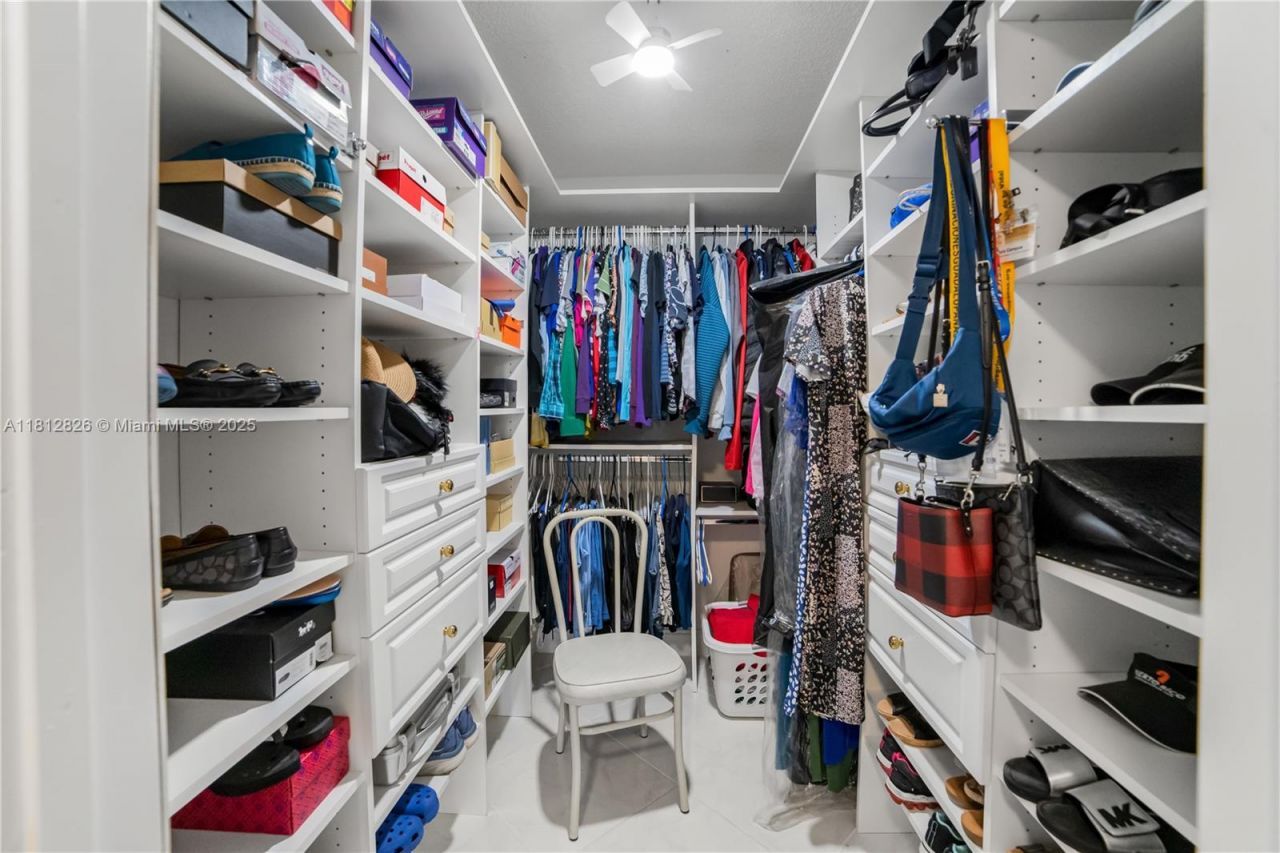 16300 Golf Club Rd, Unit 411, Weston, FL 33326 Photo