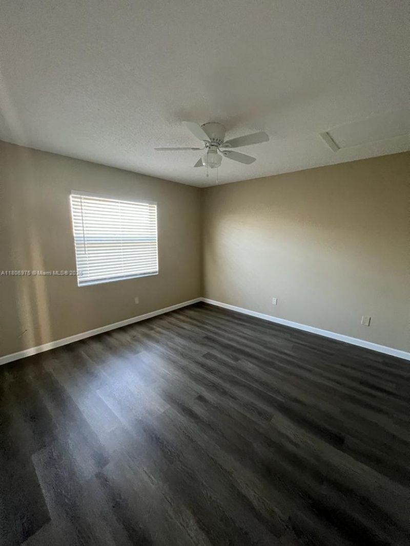 617 Ixoria Ave, Unit 18, Fort Pierce, FL 34982 Photo