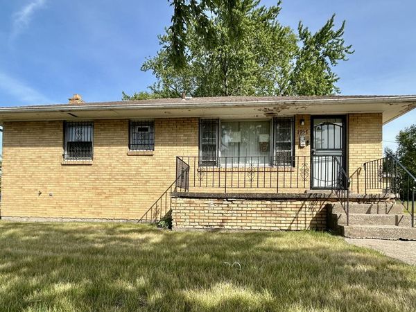 1957 Madison Lane, Gary, IN 46407