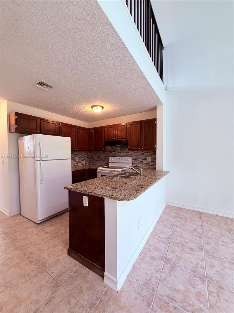 3591 NW 91st Ave, Sunrise, FL 33351 Photo