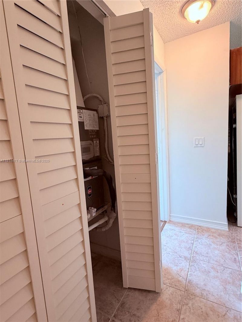 3591 NW 91st Ave, Sunrise, FL 33351 Photo