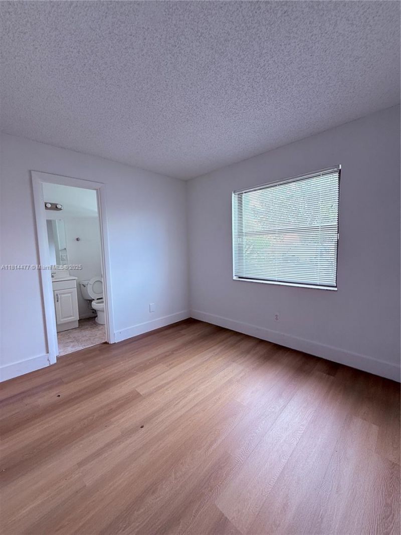 3591 NW 91st Ave, Sunrise, FL 33351 Photo