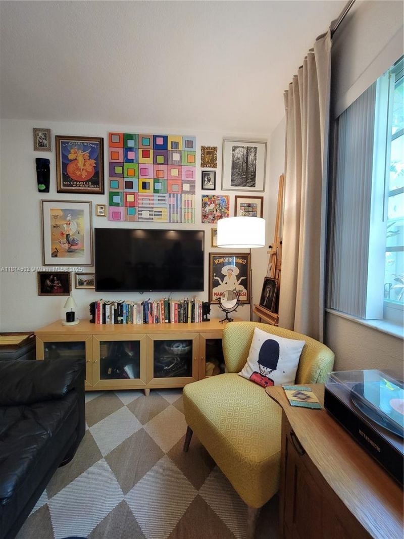 359 Meridian Ave, Unit A103, Miami Beach, FL 33139 Photo