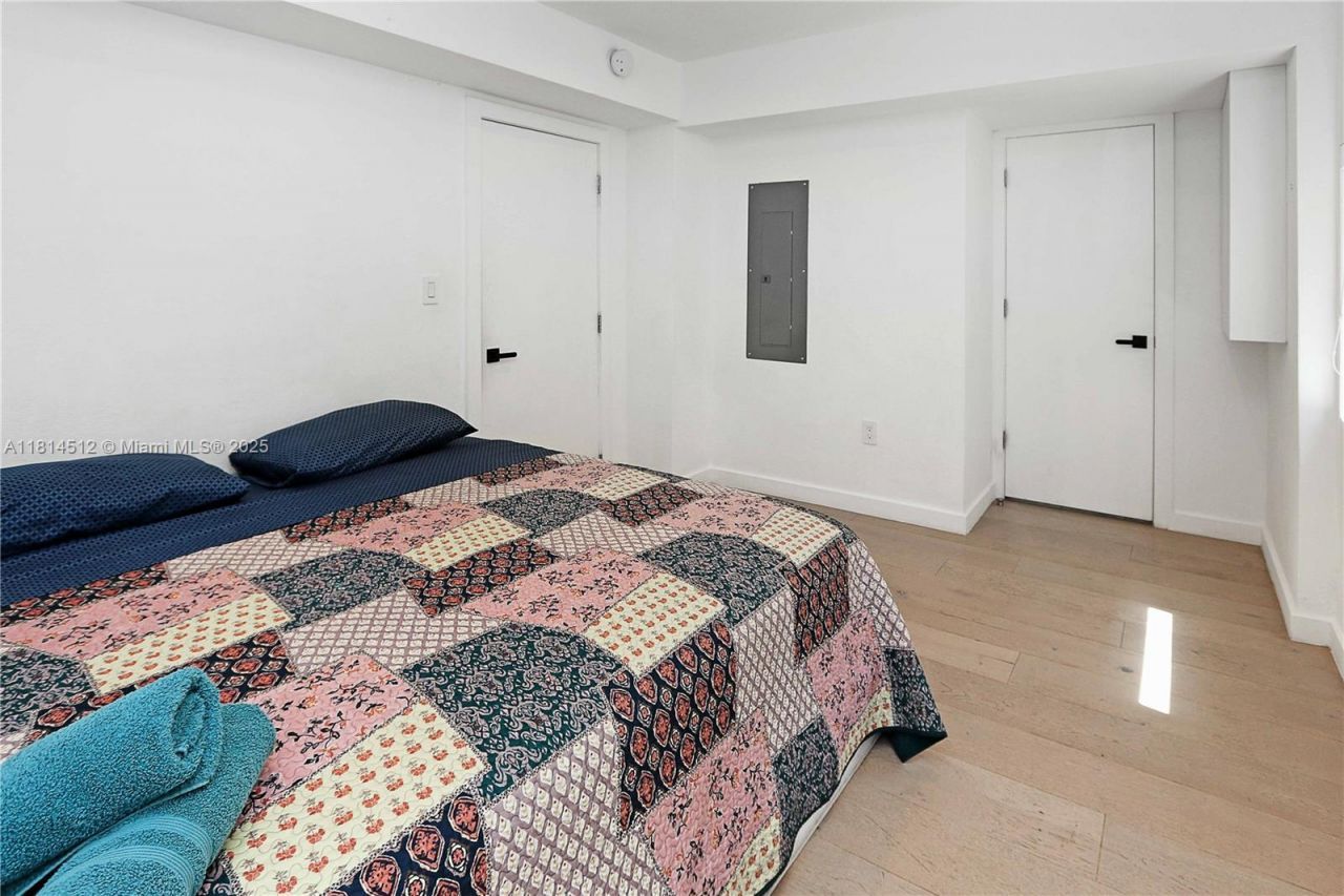 1109 NE 89th St, Miami, FL 33138 Photo