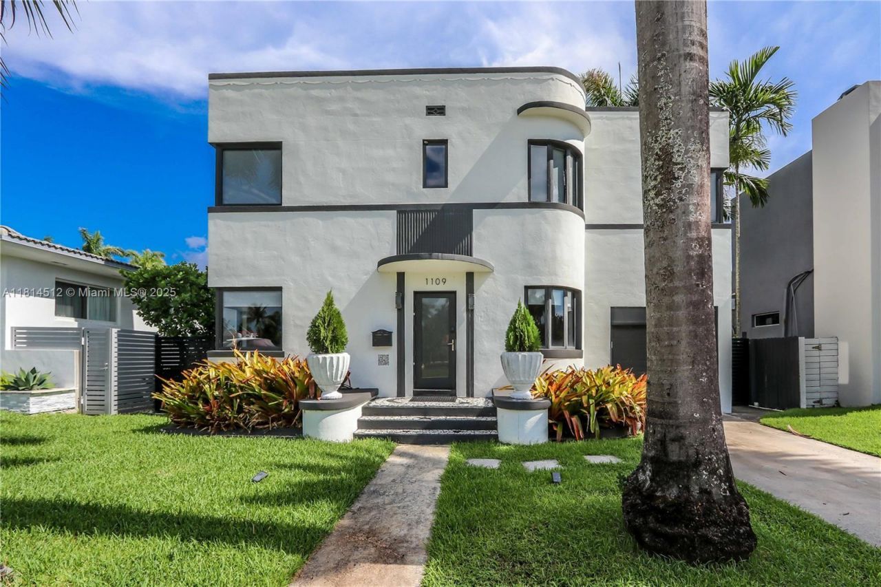 1109 NE 89th St, Miami, FL 33138 Photo