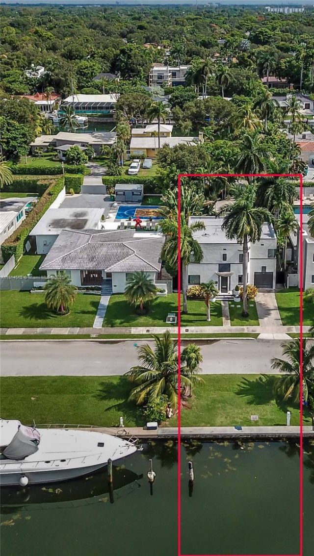 1109 NE 89th St, Miami, FL 33138 Photo