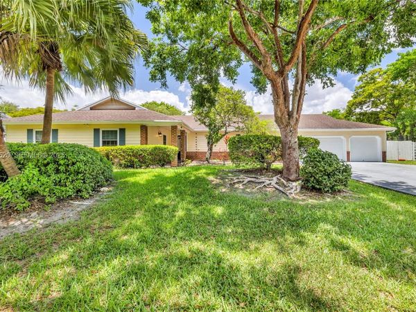 14630 SW 147th Ct, Miami, FL 33196