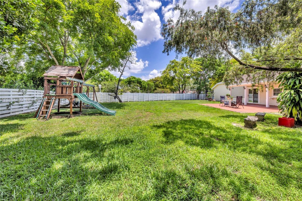 14630 SW 147th Ct, Miami, FL 33196 Photo