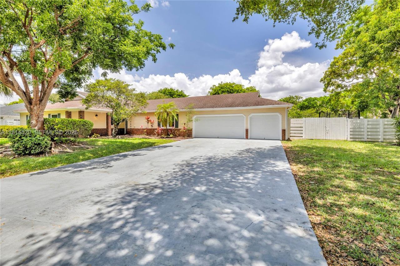 14630 SW 147th Ct, Miami, FL 33196 Photo