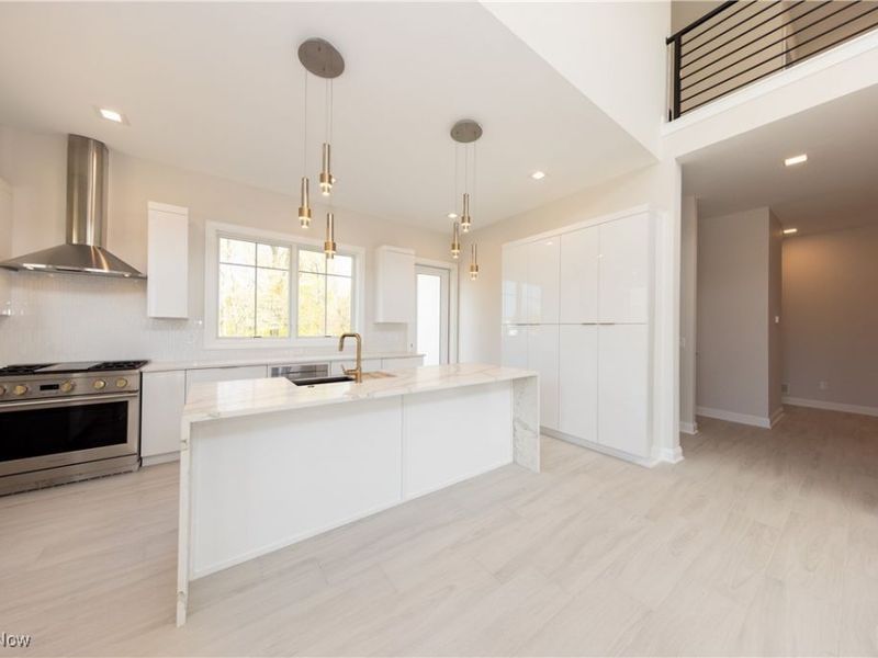 2405 Edgewood Trace, Pepper Pike, OH 44124 Photo 8