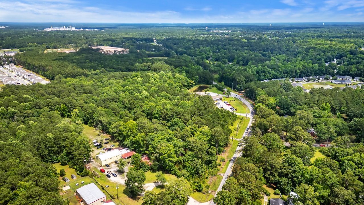 406 Myers Road Photo 13