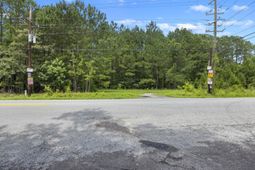 406 Myers Road photo 4