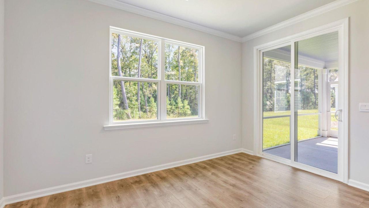 214 Seele Street Photo 11