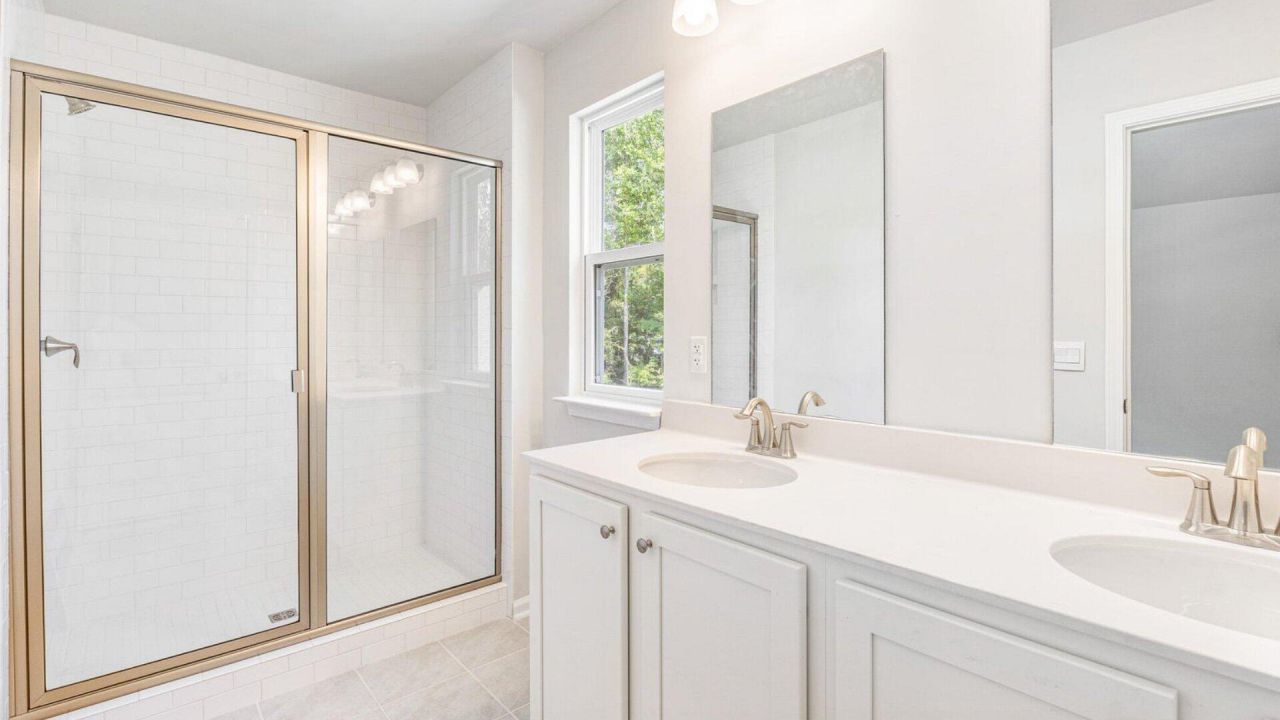 214 Seele Street Photo 15