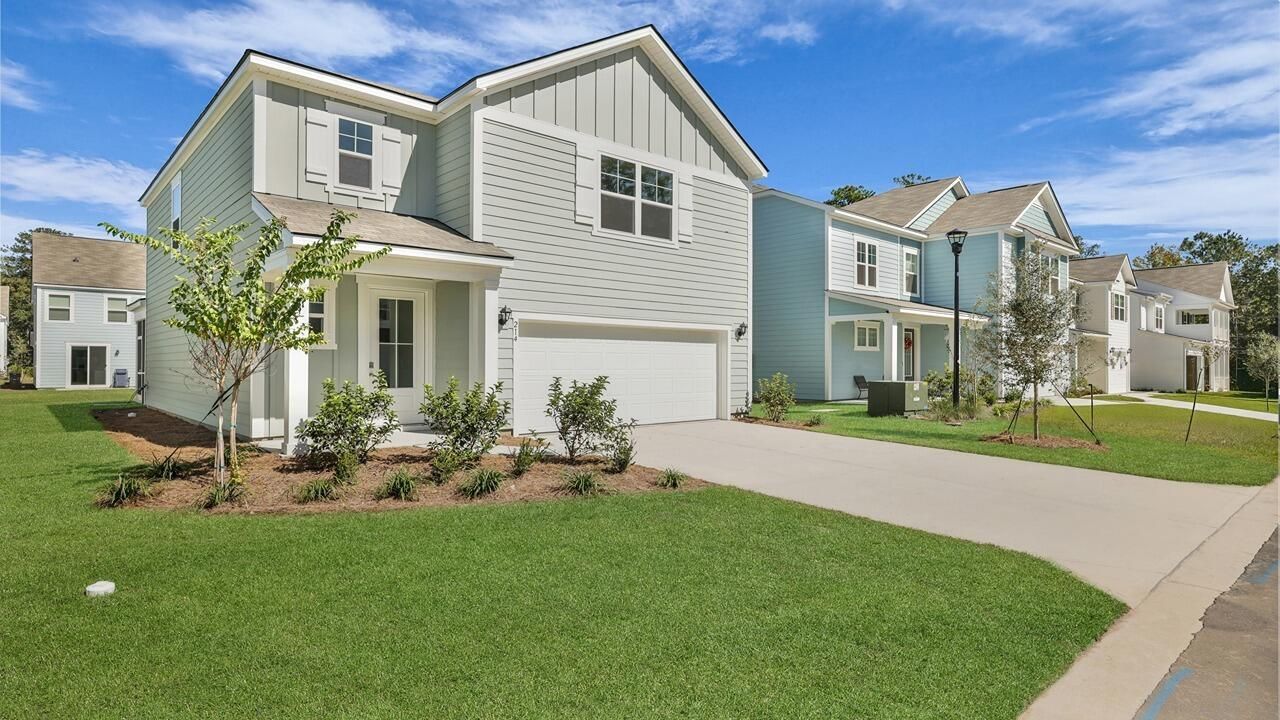 214 Seele Street Photo 3