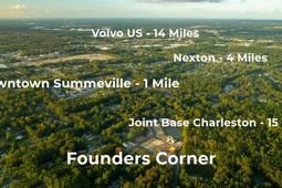 214 Seele Street photo 4