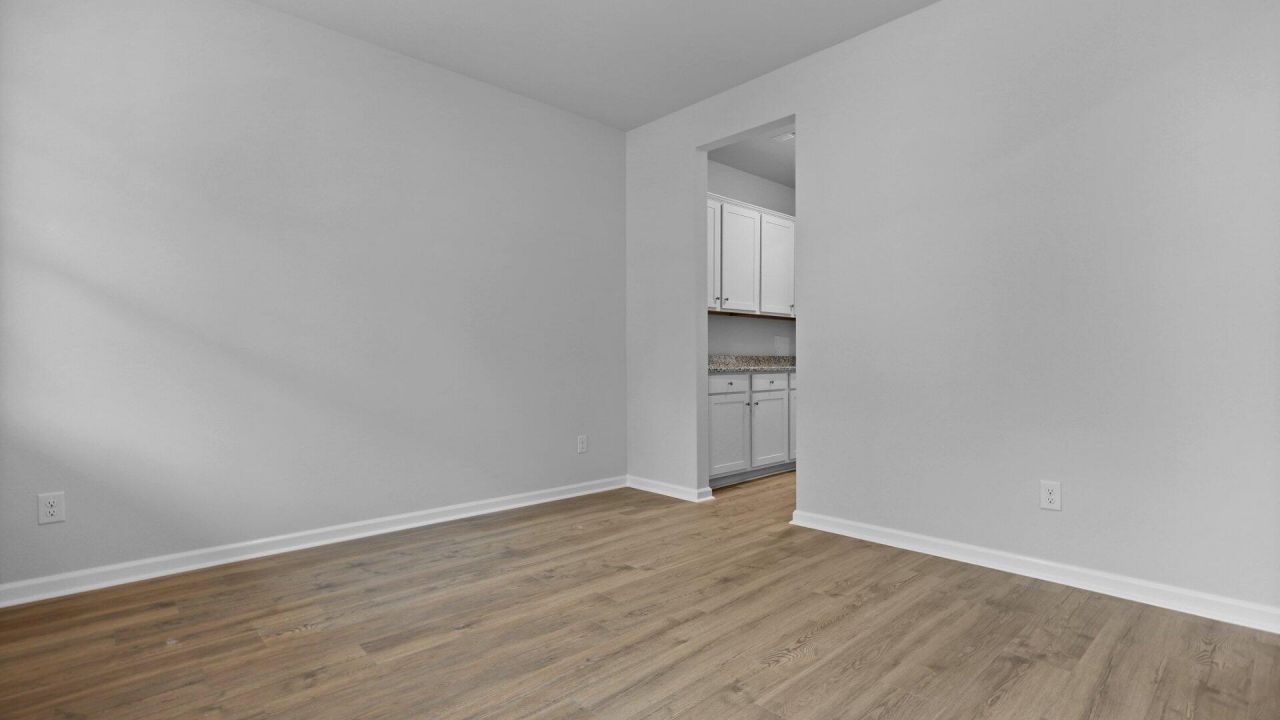 226 Seele Street Photo 12