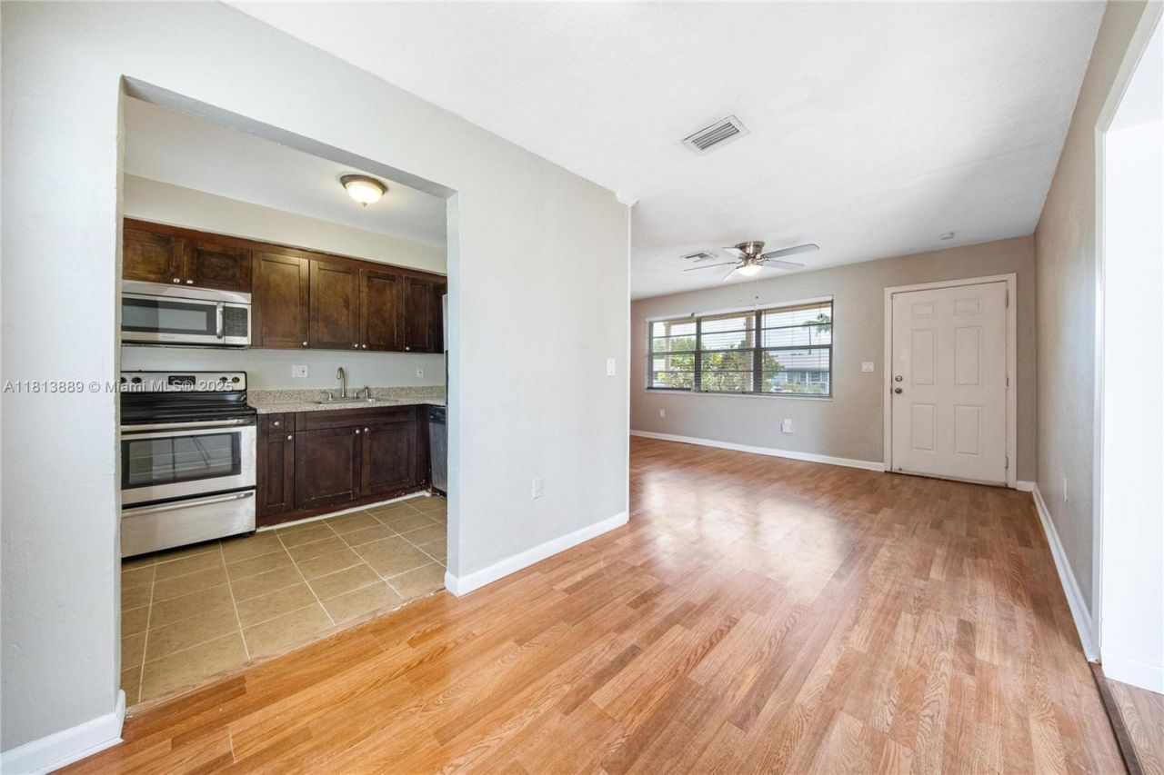 2431 Rodman St, Hollywood, FL 33020 Photo