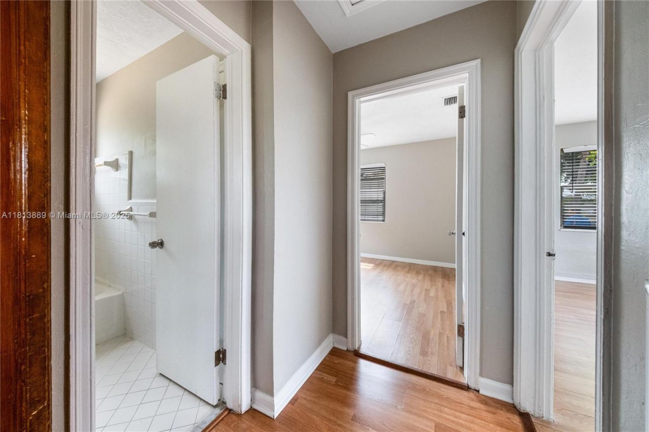 2431 Rodman St, Hollywood, FL 33020 Photo