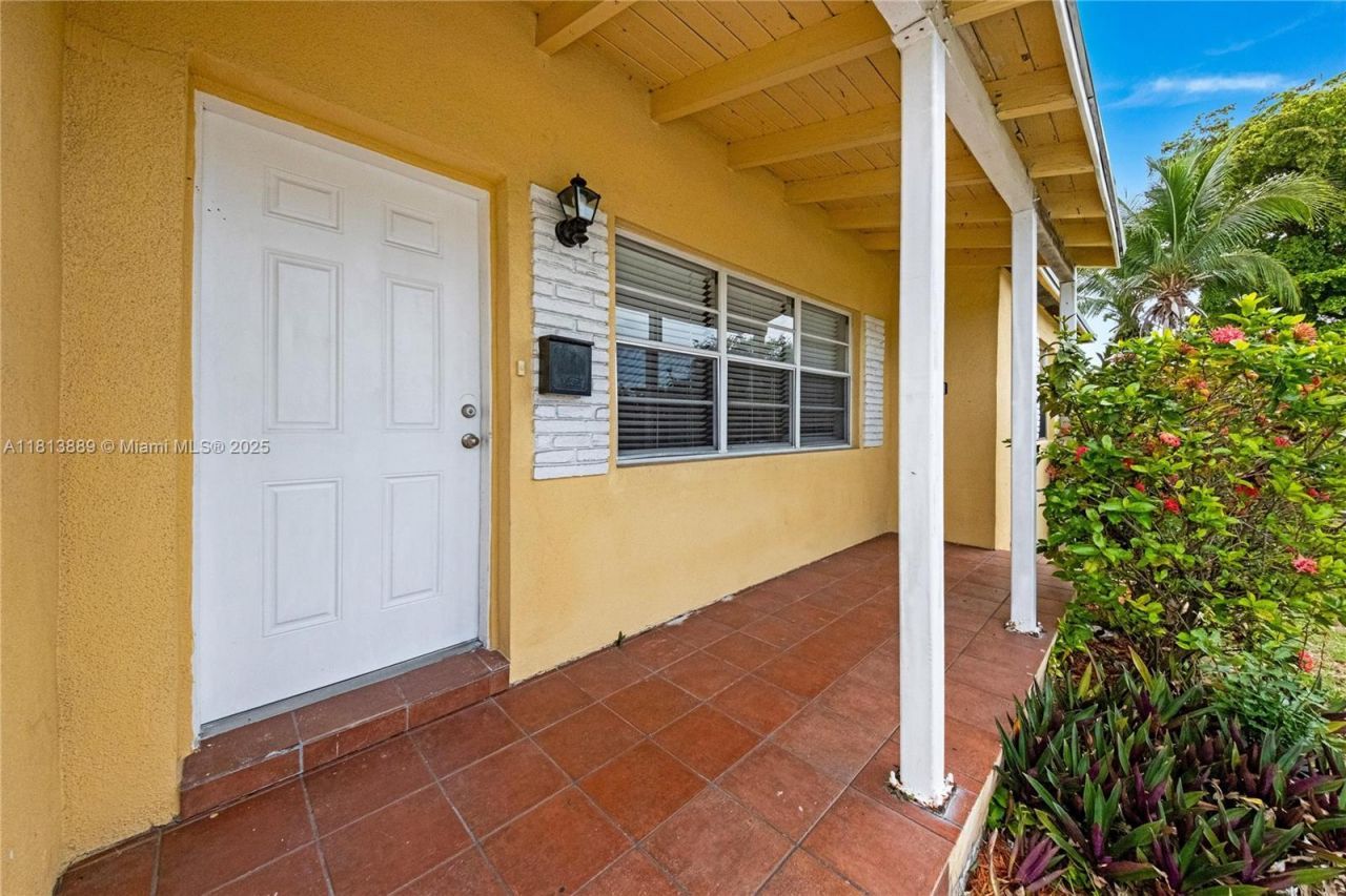2431 Rodman St, Hollywood, FL 33020 Photo