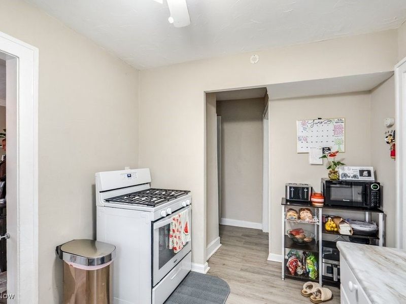 8304 Garfield Boulevard, Garfield Heights, OH 44125 Photo 26