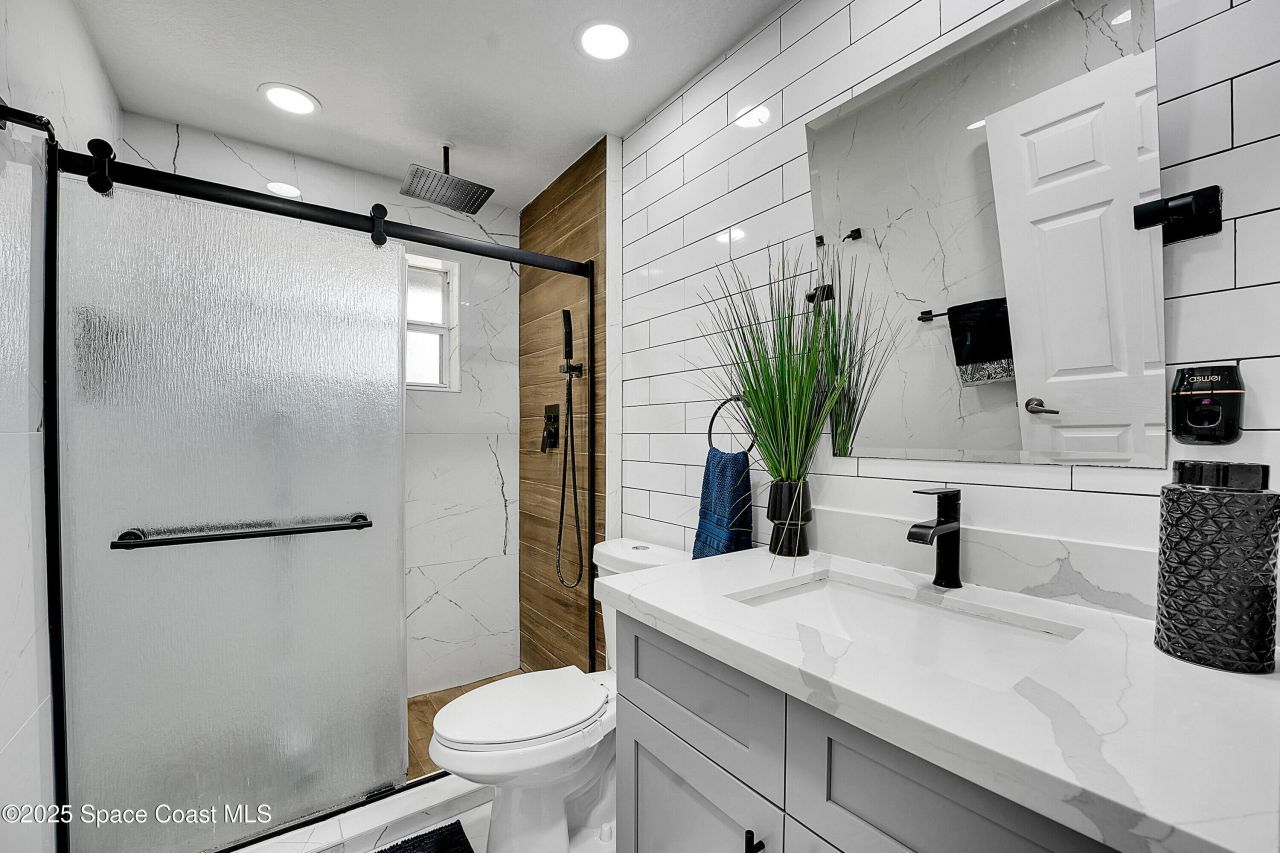 6107 NW Gause Avenue, Port Saint Lucie, FL 34986 Photo