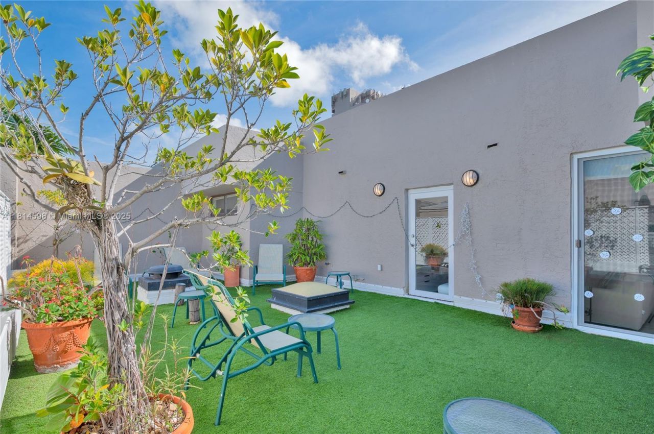 101 Crandon Blvd, Unit 480, Key Biscayne, FL 33149 Photo