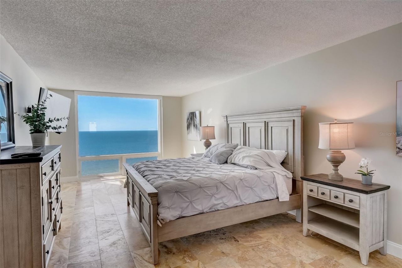 2425 Gulf Of Mexico Drive, Unit 14B, Longboat Key, FL 34228 Photo