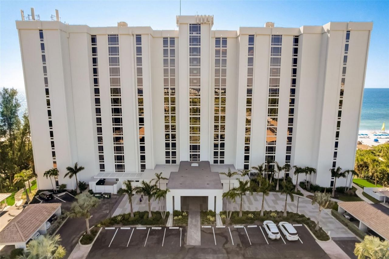 2425 Gulf Of Mexico Drive, Unit 14B, Longboat Key, FL 34228 Photo