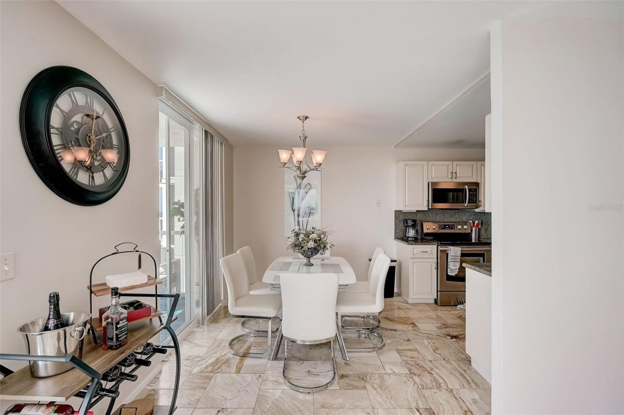 2425 Gulf Of Mexico Drive, Unit 14B, Longboat Key, FL 34228 Photo