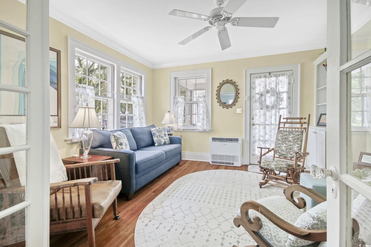 104 East Bay St. Photo 5