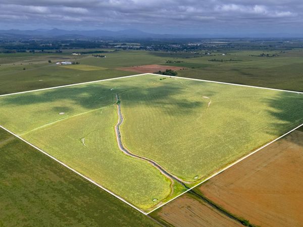 Coburg Road, Harrisburg, OR 97446