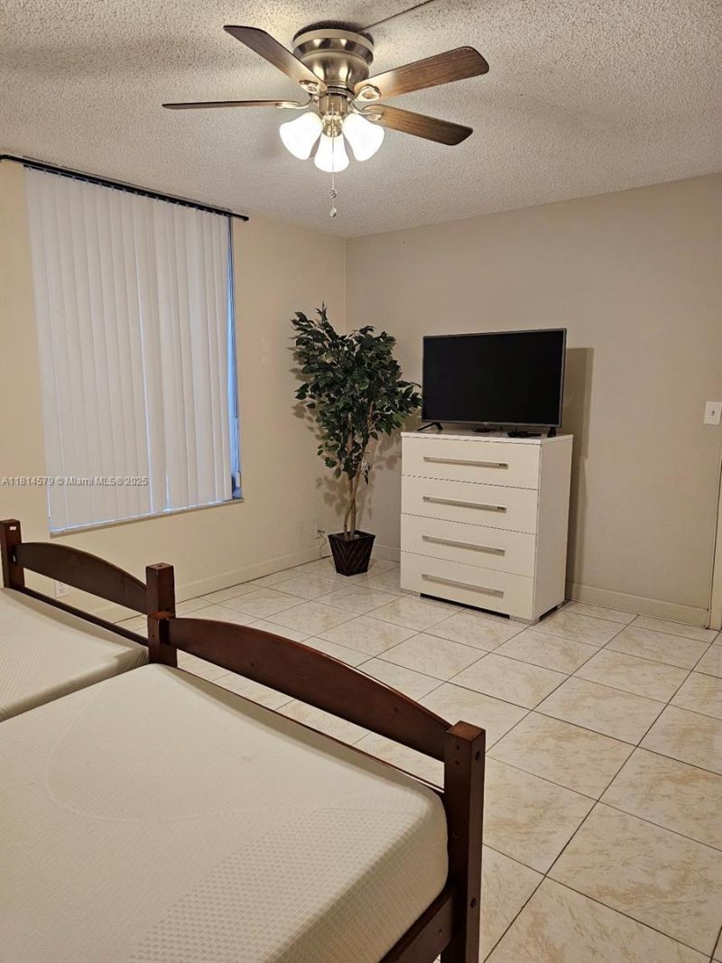8380 Sands Point Blvd, Unit J110, Tamarac, FL 33321 Photo