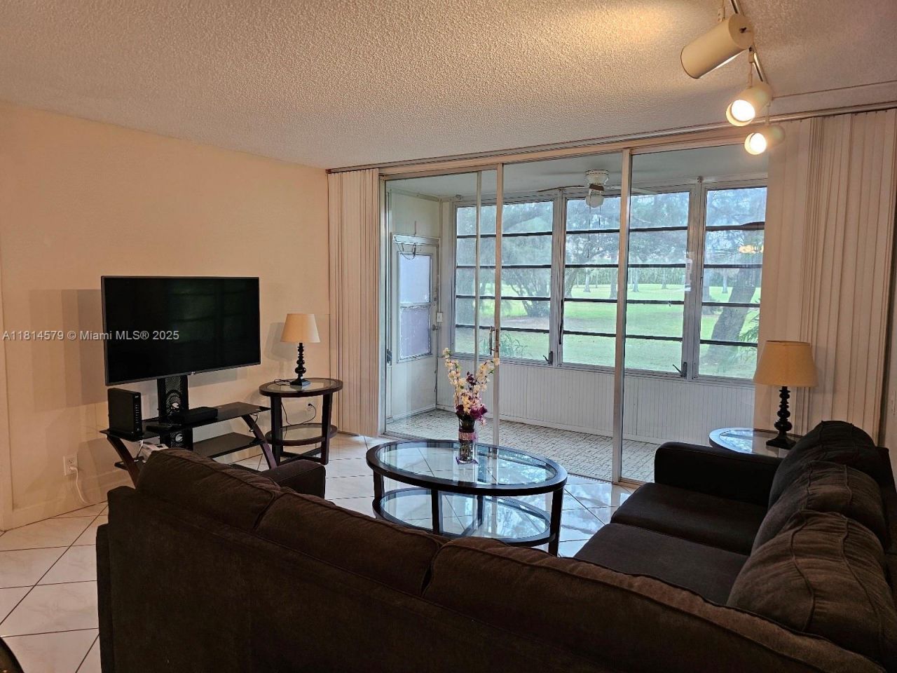 8380 Sands Point Blvd, Unit J110, Tamarac, FL 33321 Photo